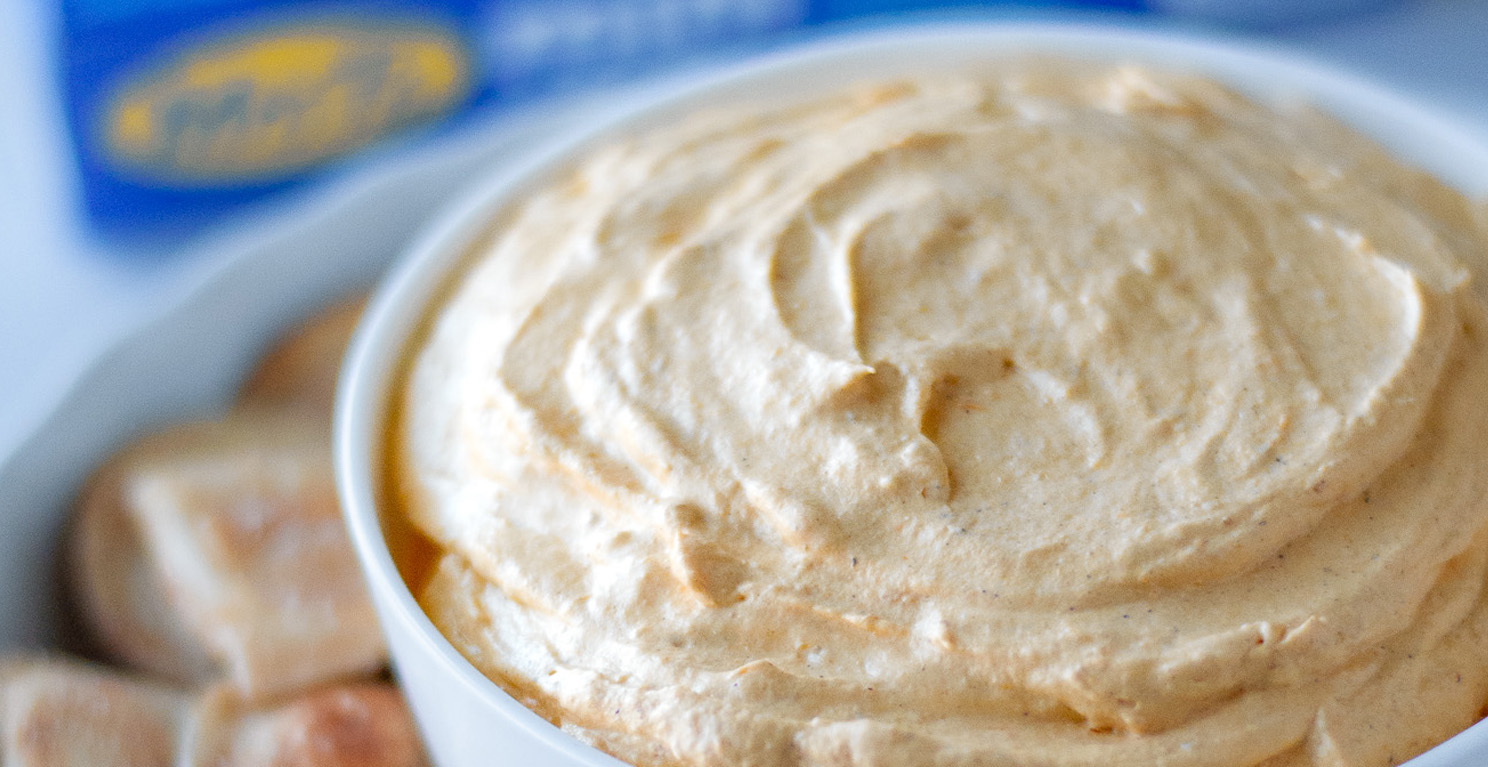 Cinnamon-Sugar Pierogies with Pumpkin Pie Dip